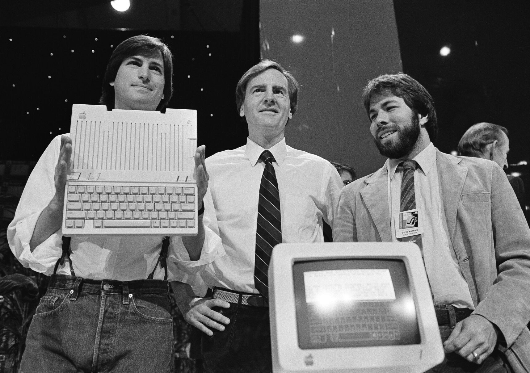 1976: Apple Computer